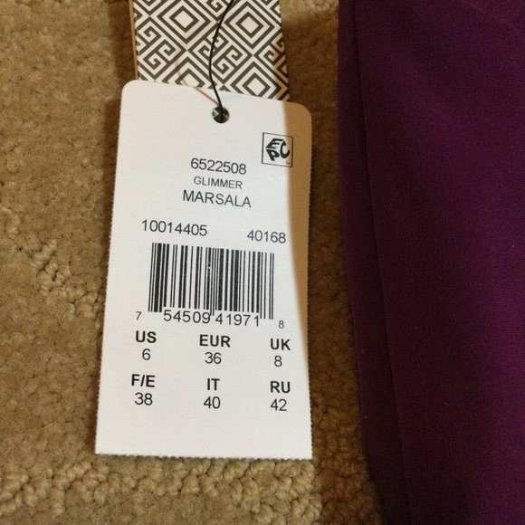 Amoressa NWT Glimmer One-Piece Swimsuit, 6 - Picture 11 of 11